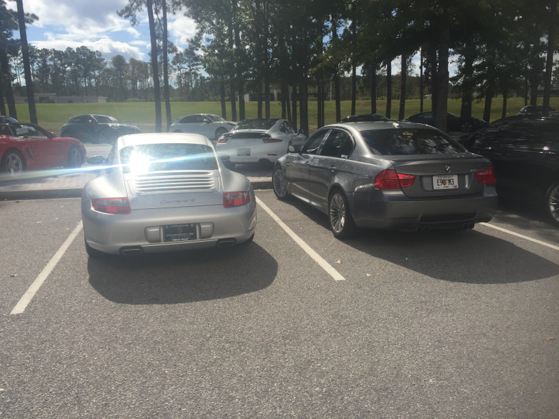 Illustration for article titled To clear my mind, I drove two PorschesÂ